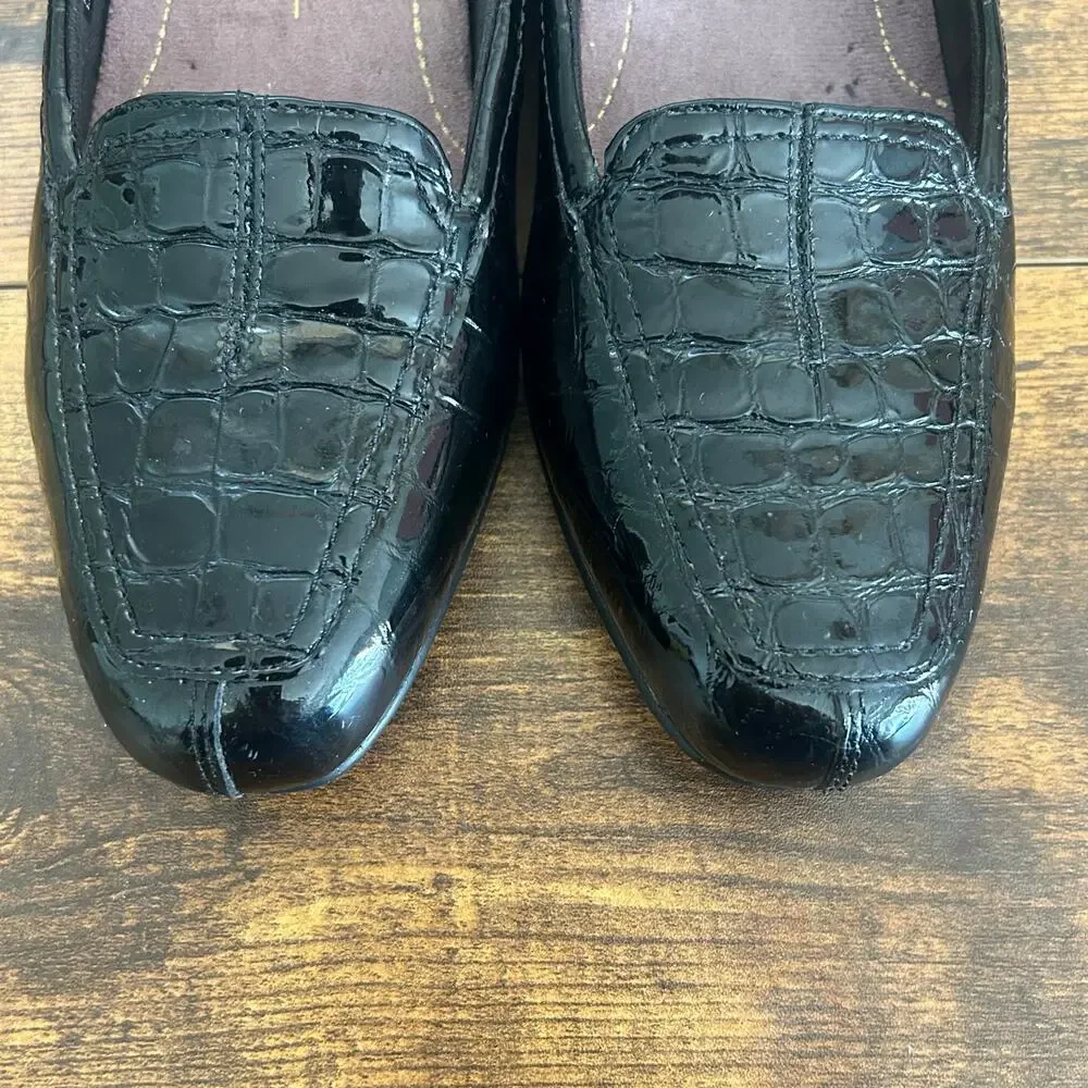 Clarks Everyday Black Loafers Shoe Keesha Luca Slip On Patent Leather 8.5 Narrow - Picture 8 of 9